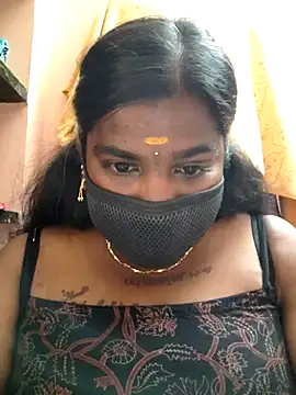 Snapshot of sulekha-mallu chatting on 11/11/25, 03:45 sulekha-mallu online show from 11/11/25, 03:45