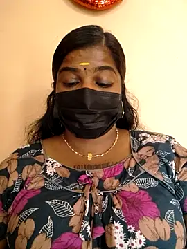 Snapshot of sulekha-mallu chatting on 11/27/25, 04:03 sulekha-mallu online show from 11/27/25, 04:03