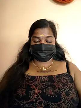 Snapshot of sulekha-mallu chatting on 11/28/25, 05:43 sulekha-mallu online show from 11/28/25, 05:43