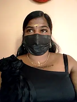 Snapshot of sulekha-mallu chatting on 12/05/25, 05:27 sulekha-mallu online show from 12/05/25, 05:27