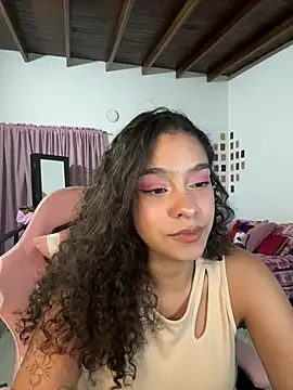 Snapshot of Arteatenea__ chatting on 06/04/26, 03:01 Arteatenea online show from 06/04/26, 03:01