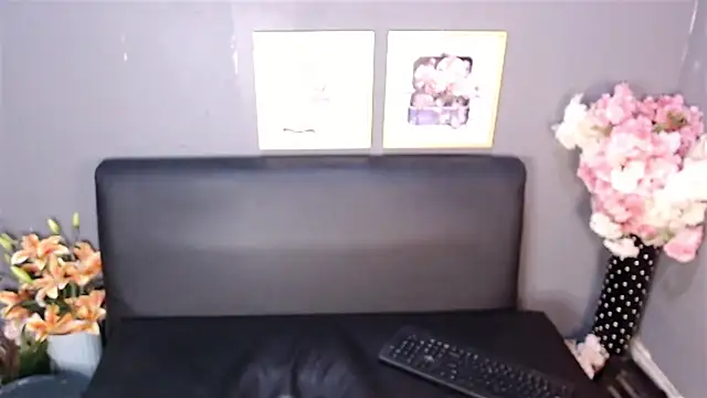 Littleindianmilf online show from 03/05/25, 08:54