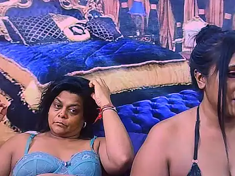 indianCherryPie online show from 11/28/25, 10:12