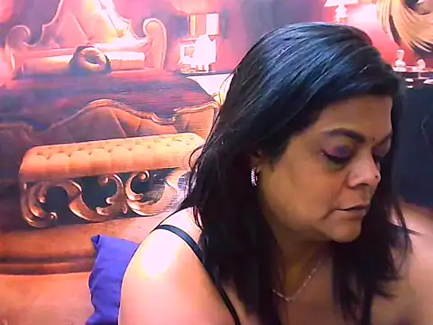 indianCherryPie online show from 06/25/26, 05:12