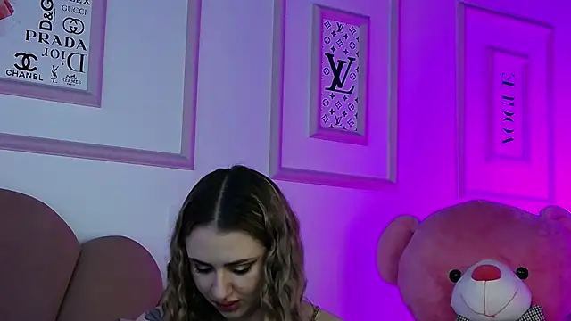 Abby  White online show from 05/08/26, 04:12