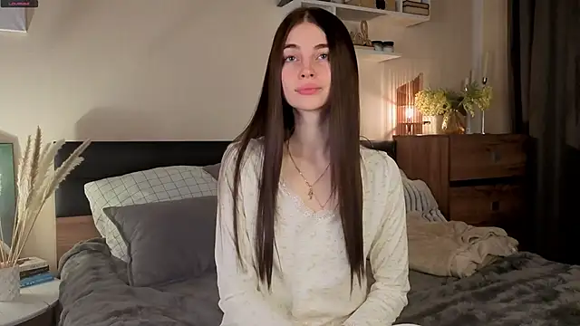 MaryJacksoon online show from 11/08/25, 07:41