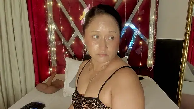 Snapshot of MicaelaHot_ chatting on 03/23/26, 03:10 MicaelaHot online show from 03/23/26, 03:10