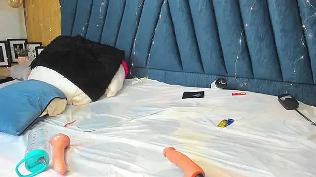 Snapshot of vallenope_11 chatting on 01/29/25, 10:48 vallenope 11 online show from 01/29/25, 10:48