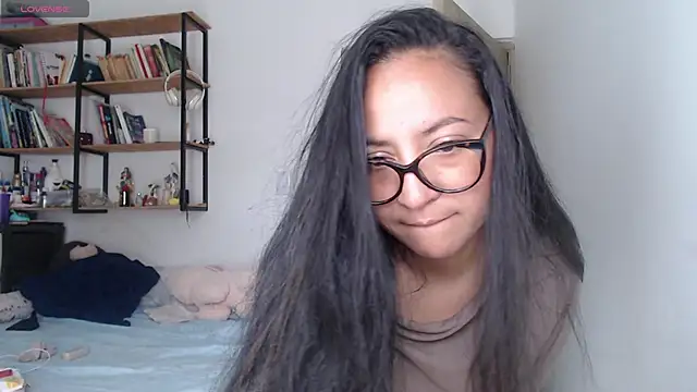 Snapshot of mariamulata chatting on 06/09/26, 04:29 mariamulata online show from 06/09/26, 04:29