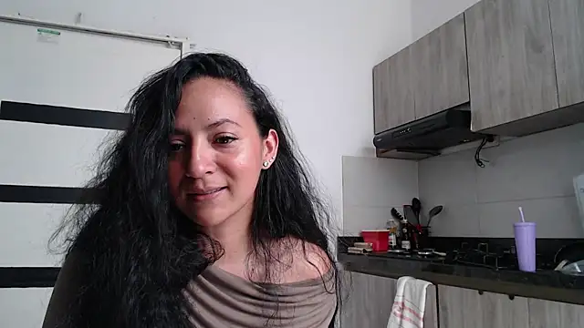 Snapshot of mariamulata chatting on 07/15/26, 04:56 mariamulata online show from 07/15/26, 04:56