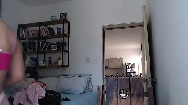 Snapshot of mariamulata chatting on 07/17/26, 04:56 mariamulata online show from 07/17/26, 04:56