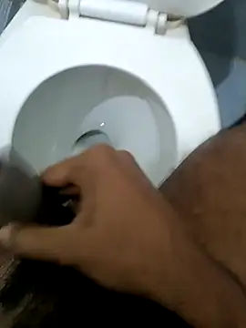 Snapshot of suckthedickk chatting on 12/12/24, 10:45 suckthedickk online show from 12/12/24, 10:45