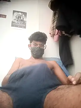 Snapshot of suckthedickk chatting on 09/14/25, 10:03 suckthedickk online show from 09/14/25, 10:03