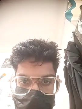 Snapshot of suckthedickk chatting on 10/12/25, 10:58 suckthedickk online show from 10/12/25, 10:58