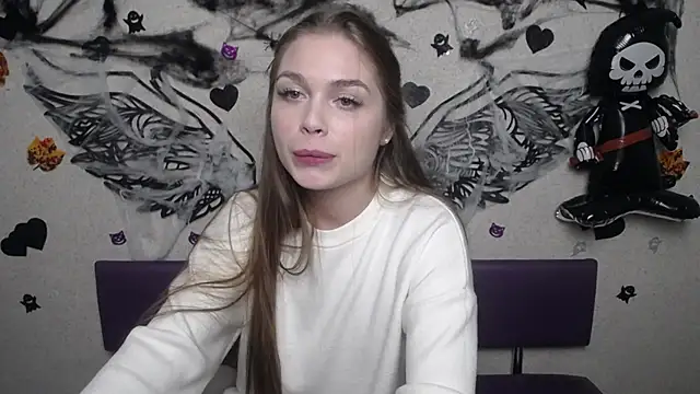 LaraPika online show from 10/26/25, 05:13