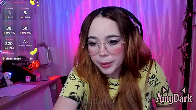 Snapshot of _AmyDark chatting on 11/30/25, 09:41 AmyDark online show from 11/30/25, 09:41