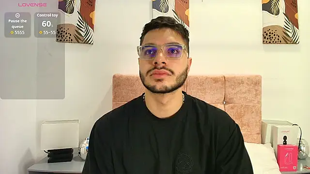 Amadeo Wild online show from 02/18/26, 01:18