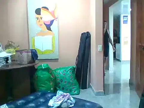 jeremy scott online show from 09/14/25, 02:38