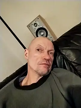 Snapshot of Mr-696 chatting on 03/06/25, 10:04 Mr-696 online show from 03/06/25, 10:04