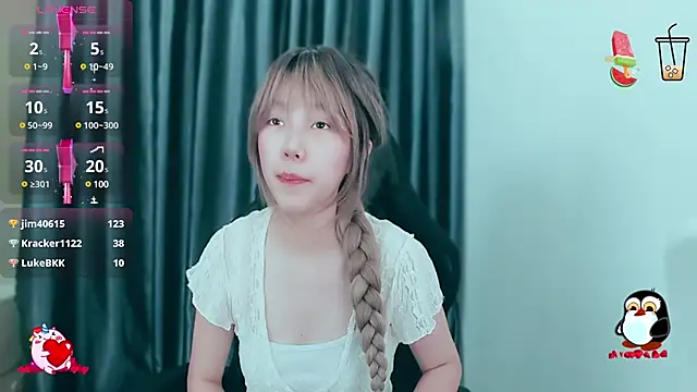 Snapshot of -Poison-Ivy- chatting on 01/04/25, 01:21 -Poison-Ivy- online show from 01/04/25, 01:21