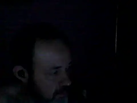 Leocesar37 online show from 11/06/25, 04:08