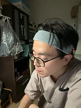 Snapshot of shigeki-113 chatting on 10/03/25, 01:30 shigeki-113 online show from 10/03/25, 01:30