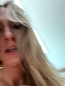 lola tentatiion online show from 11/25/25, 09:31