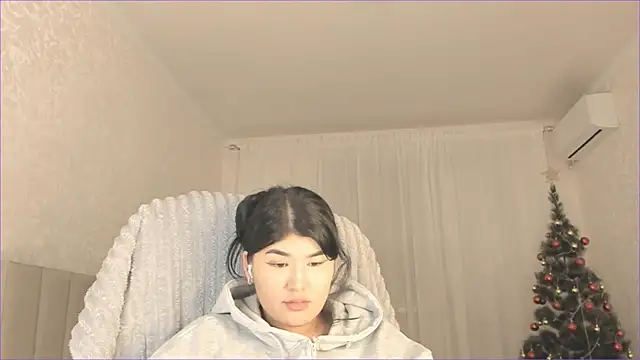 Snapshot of cherry_misaki chatting on 01/10/25, 03:06 cherry misaki online show from 01/10/25, 03:06