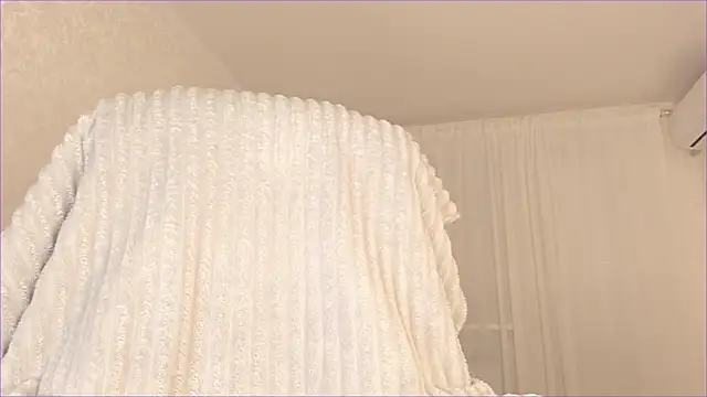 Snapshot of cherry_misaki chatting on 03/09/25, 05:39 cherry misaki online show from 03/09/25, 05:39