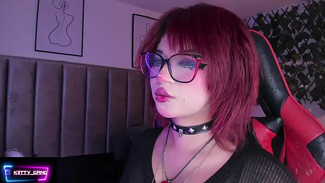 Kitty Gang online show from 09/26/25, 02:37