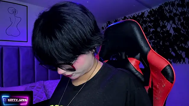 Kitty Gang online show from 02/03/26, 02:10