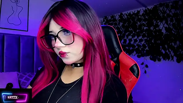 Kitty Gang online show from 02/11/26, 02:05