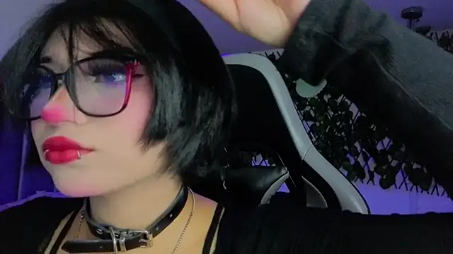 Kitty Gang online show from 05/20/26, 01:01