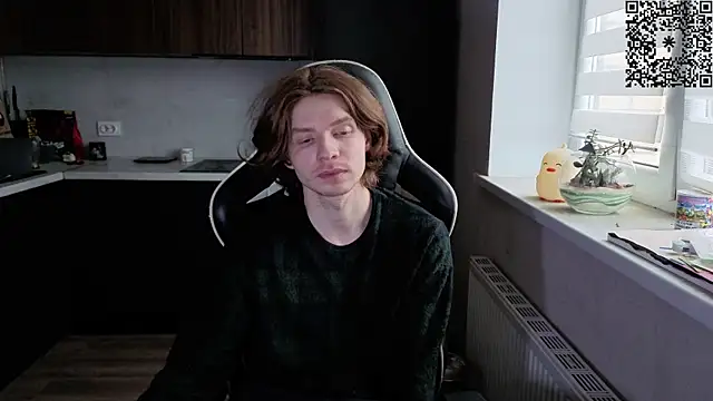 Snapshot of spaisenok chatting on 11/05/25, 10:15 spaisenok online show from 11/05/25, 10:15