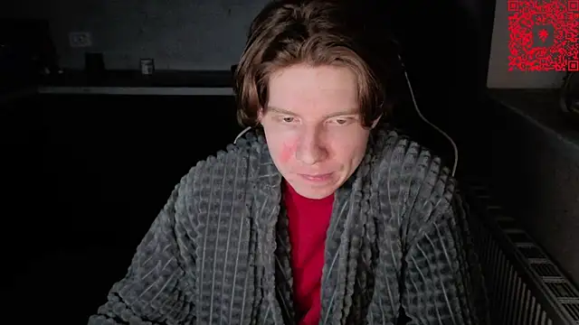 Snapshot of spaisenok chatting on 12/13/25, 10:04 spaisenok online show from 12/13/25, 10:04