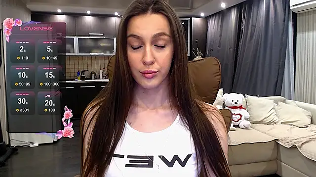 Snapshot of Doll_Jasmine_ chatting on 03/26/26, 08:03 Doll Jasmine online show from 03/26/26, 08:03