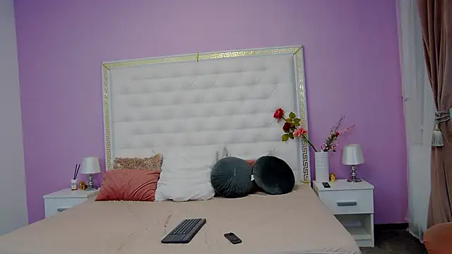 Lenna Paul online show from 02/18/25, 05:09