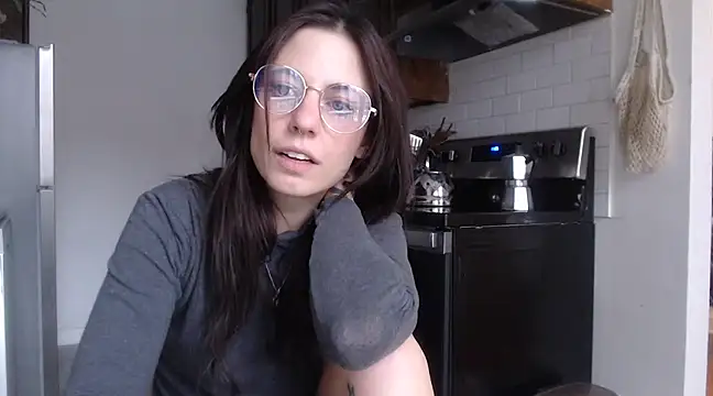 MaeDaybaby online show from 12/16/24, 04:27