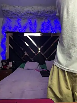 Snapshot of Brianna_Trans00 chatting on 03/29/26, 02:44 Brianna Trans00 online show from 03/29/26, 02:44