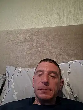 CoupleFun80x online show from 06/20/26, 07:05