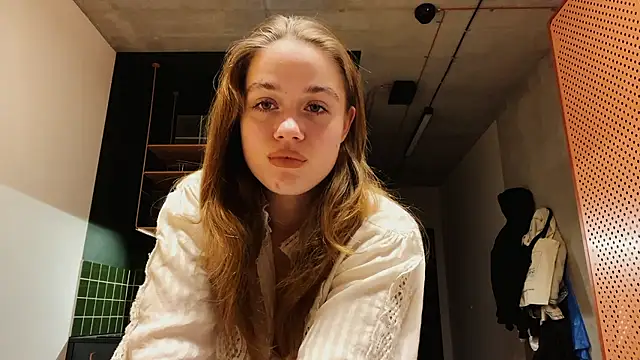 Snapshot of Celeste_Glow chatting on 12/01/24, 08:09 Celeste Glow online show from 12/01/24, 08:09