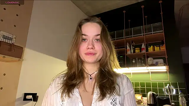 Snapshot of Celeste_Glow chatting on 02/17/25, 08:15 Celeste Glow online show from 02/17/25, 08:15