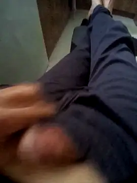 Snapshot of 510915asi chatting on 03/21/26, 05:12 510915asi online show from 03/21/26, 05:12