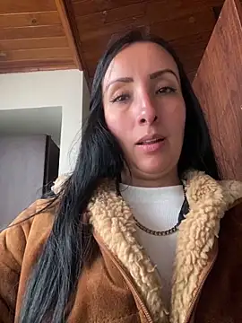 Snapshot of yaralyminjo2 chatting on 12/30/24, 09:08 yaralyminjo2 online show from 12/30/24, 09:08