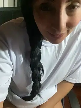 Snapshot of yaralyminjo2 chatting on 01/29/25, 12:54 yaralyminjo2 online show from 01/29/25, 12:54