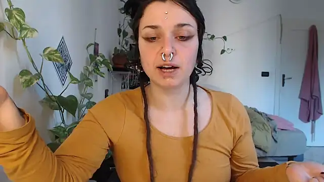 Snapshot of kinkyspirali chatting on 02/13/26, 03:08 kinkyspirali online show from 02/13/26, 03:08