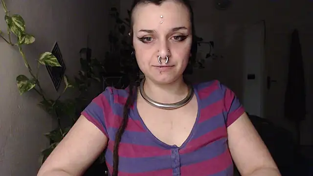 Snapshot of kinkyspirali chatting on 02/26/26, 06:18 kinkyspirali online show from 02/26/26, 06:18