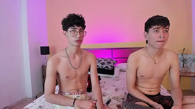 Snapshot of novaybrian chatting on 12/15/24, 07:46 novaybrian online show from 12/15/24, 07:46