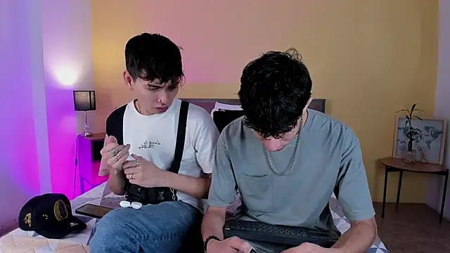 Snapshot of novaybrian chatting on 12/16/24, 04:34 novaybrian online show from 12/16/24, 04:34