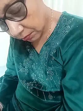 Saroj-Shah online show from 11/30/25, 06:01